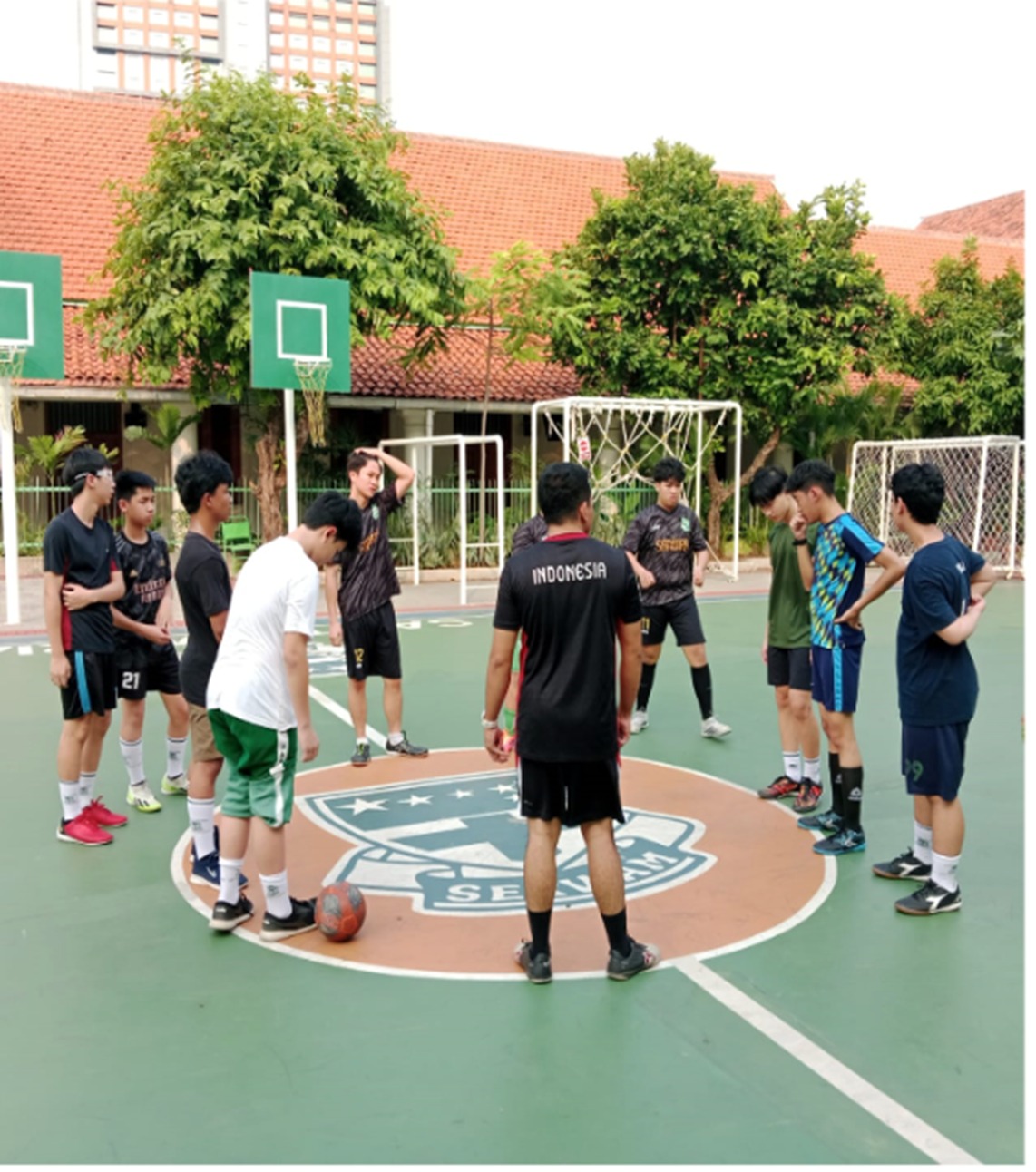 Lingkungan Sekolah SMA 2 KARAWANG